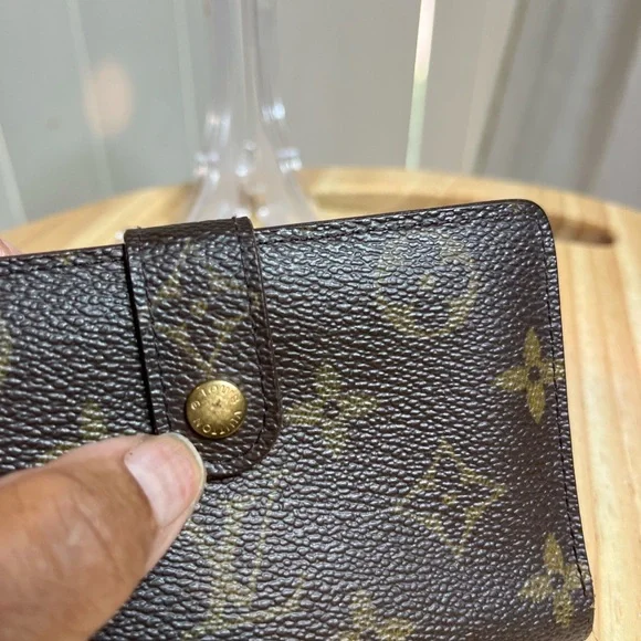 Louis Vuitton Brown Monogram Snap Wallet Snappy - Picture 12 of 17